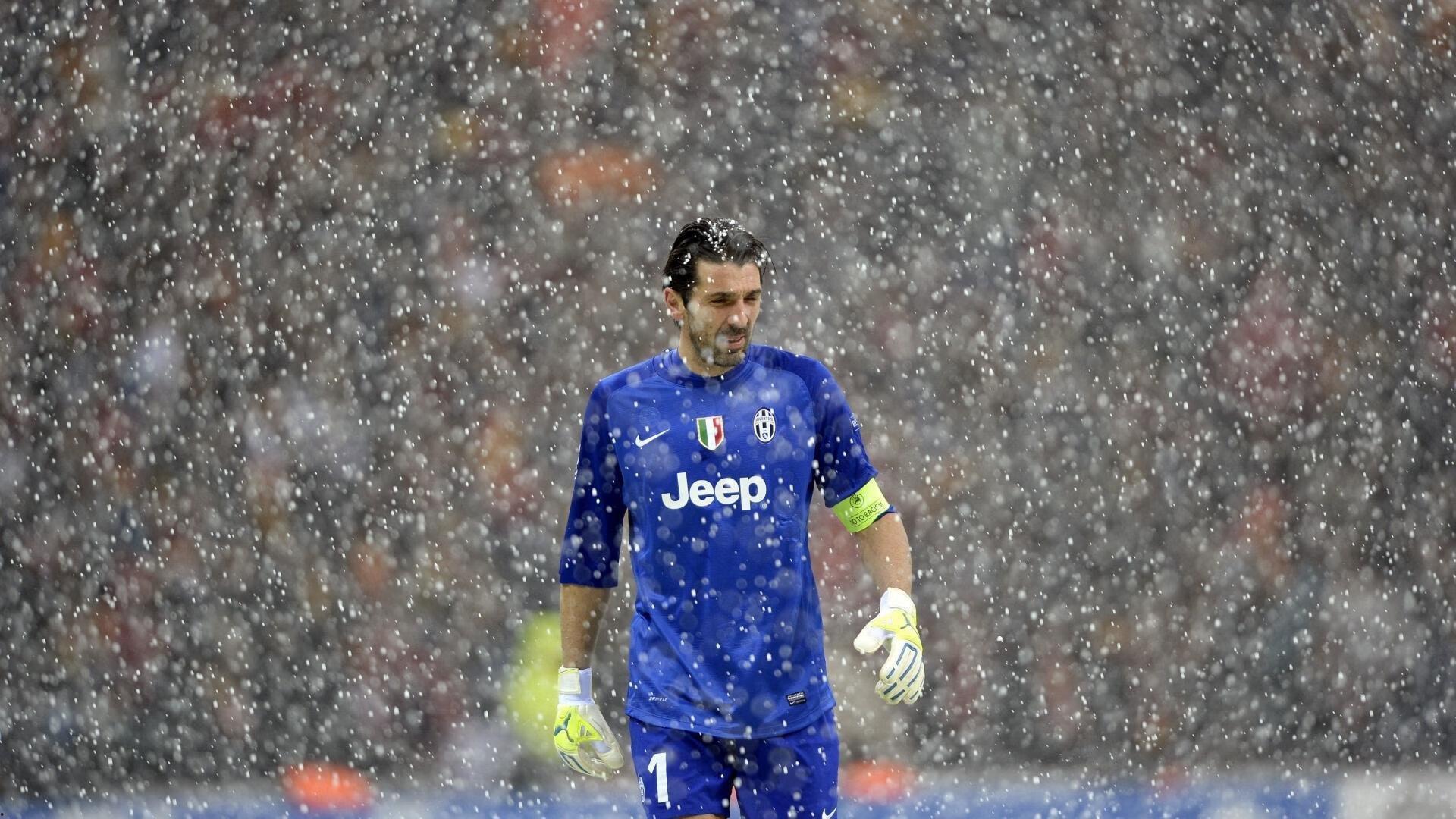 哈兰德英超总进球突破96球大关 超越传奇范尼斯特鲁伊跃居历史射手榜第37位