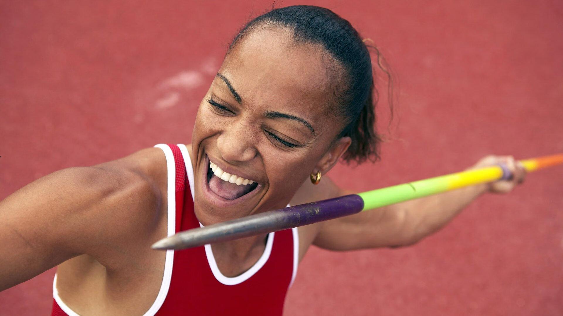 亚马尔直言金球梦引热议，渴望荣耀是球员天性，坦诚胜于虚伪谦逊